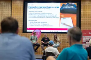 Unge i paneldebat til Klubbernes Dag