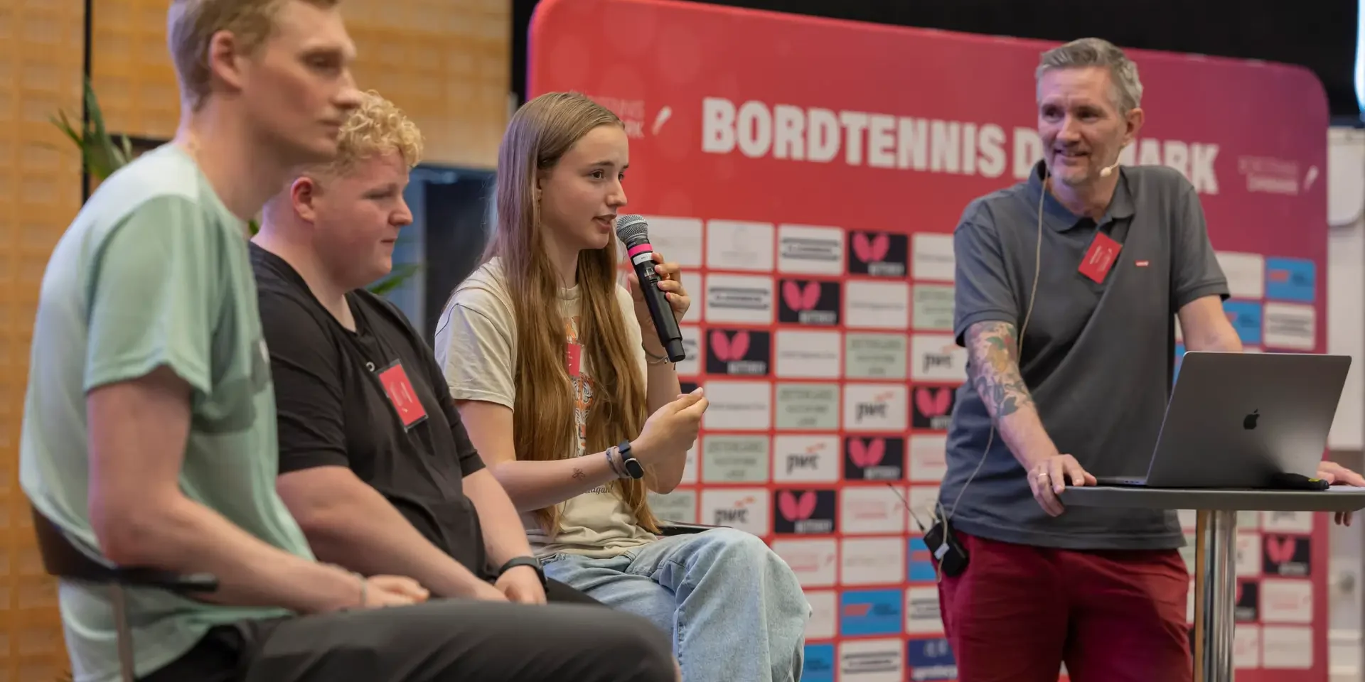 3 unge i paneldebat til Klubbernes Dag 2026