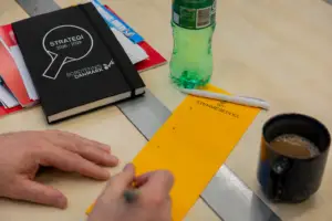 Stemmesedlerne udfyldes ved valg til bestyrelsen